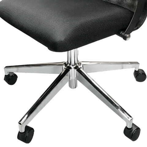 Кресло офисное МЕТТА "К-33-2D" хром, кожа, подголовник, сиденье и спинка мягкие, черное