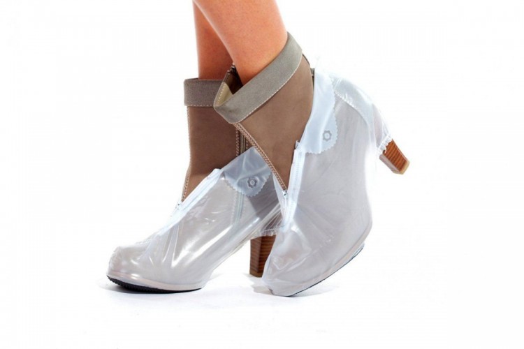 Чехлы грязезащитные для женской обуви на каблуках, размер M Bradex (KZ 0300)